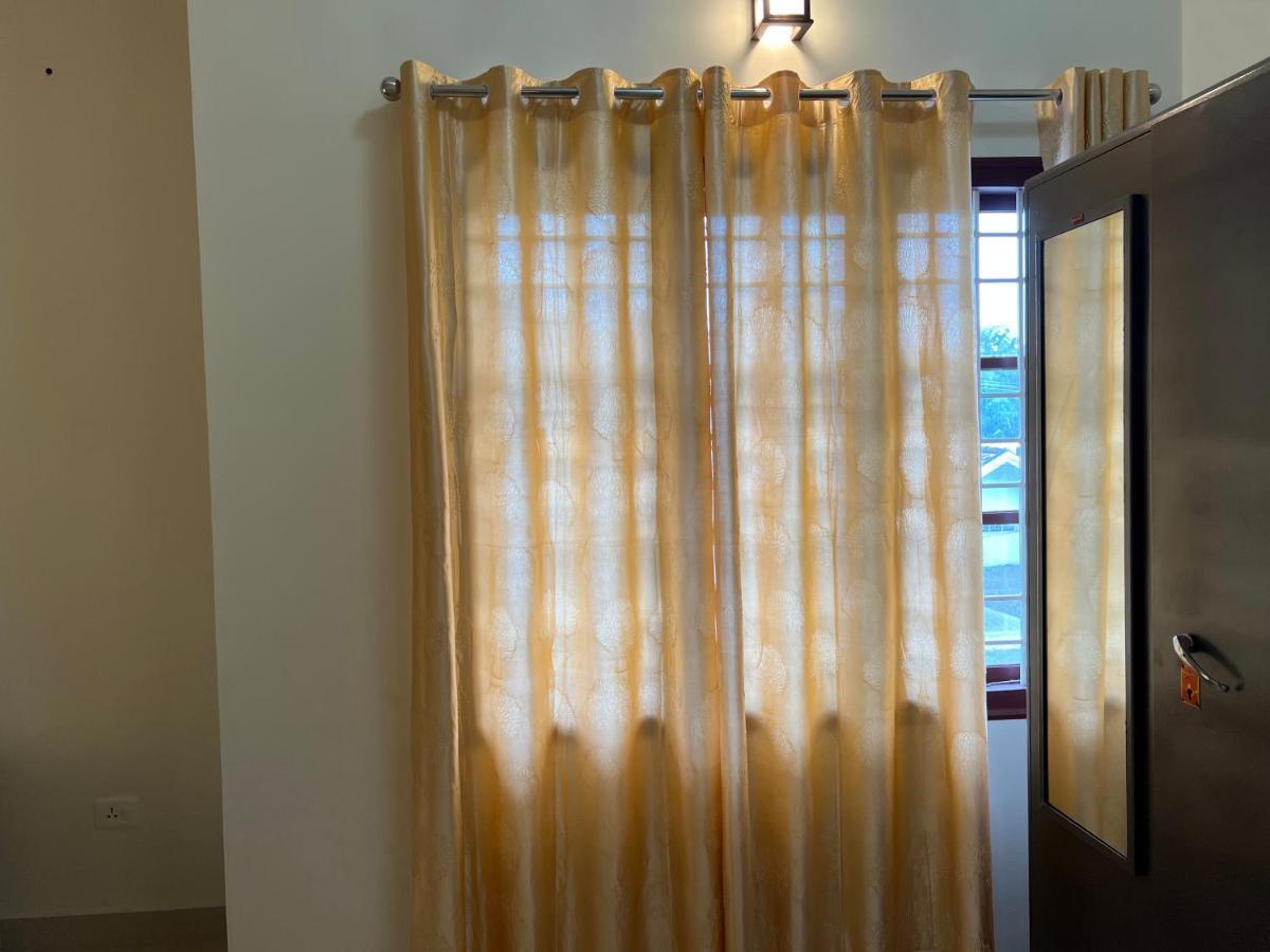 Vila Pullad Aranmula Exteriér fotografie
